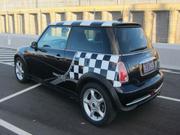 2005 MINI 2005 Mini Cooper Hatchback 5 sp manual black MY05